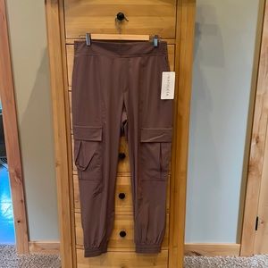 Athleta Chelsea Utility Jogger size 6 NWT
